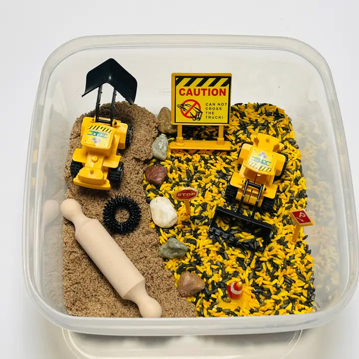 Little Builders Sensory Rice and Kinetic Sand Kit